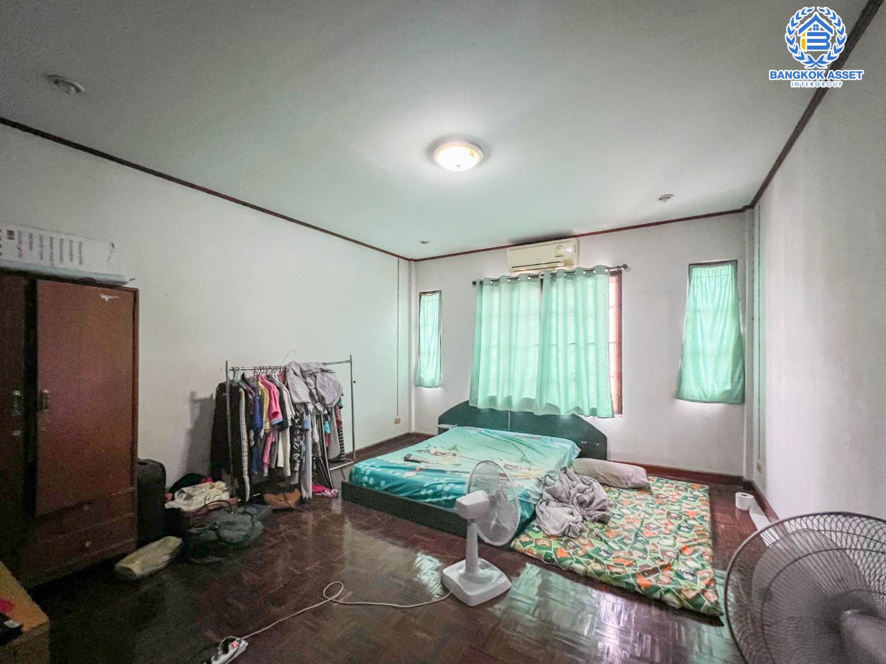 *****ทาวน์เฮ้าส์มือสอง ม.บุศรินทร์ สายไหม บนเนื้อที่ 18 ตร.ว. ฟังก์ชัน 2 ห้องนอน 2 ห้องน้ำ 1 ที่จอดรถ บนทำเลเดินทางสะดวก เชื่อมต่อถ.สายไหม, ถ.สุขาภิบาล5, ถ.วัชรพล, ถ.พหลโยธิน ใกล้รถไฟฟ้าสายสีเขียว "สถานีสะพานใหม่" และ สนามบินดอนเมือง